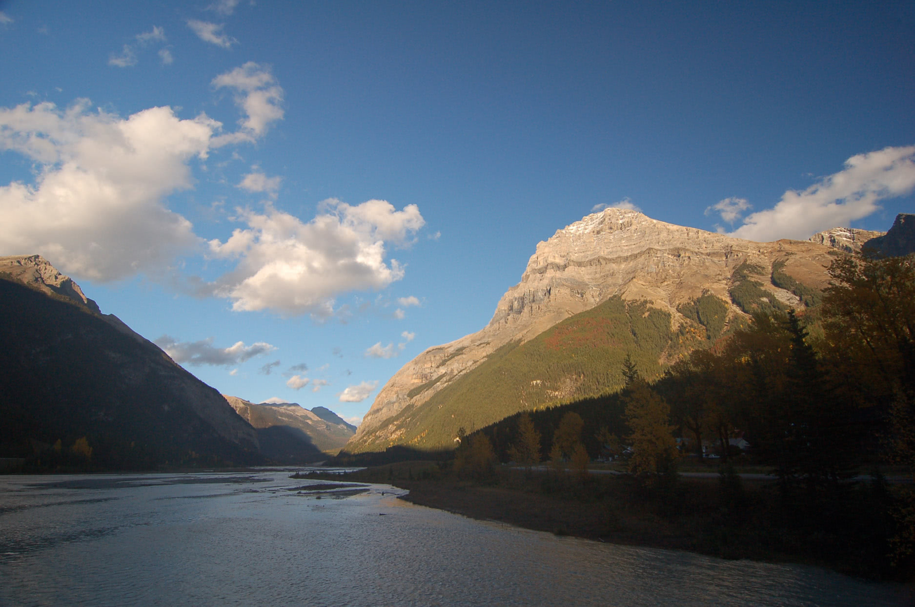 Field, British Columbia, Canada A Travel Guide