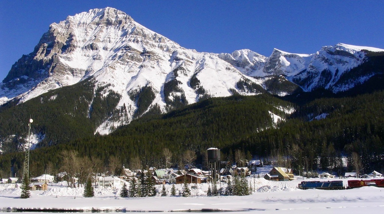 accommodation-guide-for-field-bc-canada-yoho-national-park